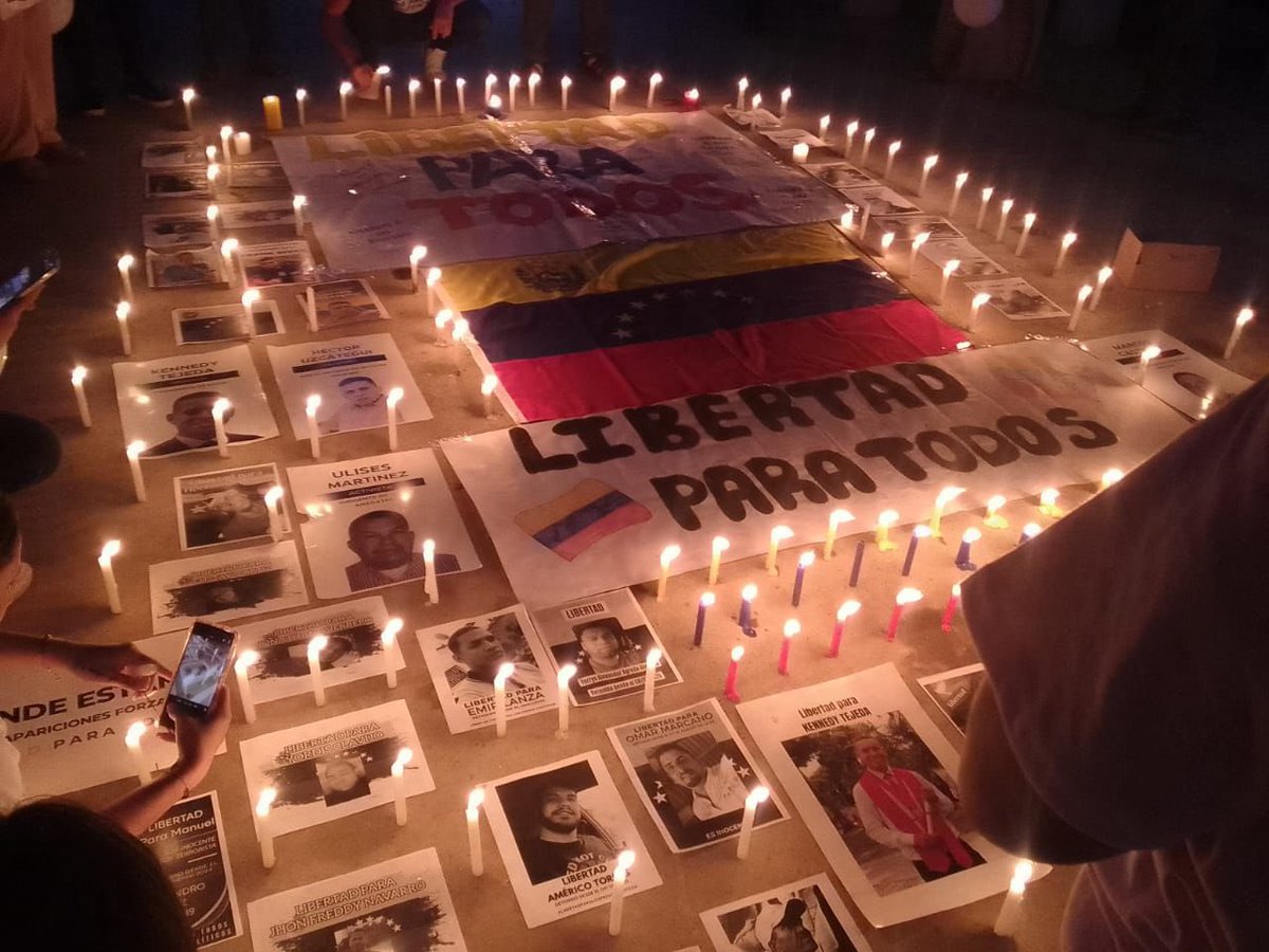 AHORA | TOCORÓN.📍📷 ¡QUÉ SEAN TODOS!  

El país entero está movilizado por la libertad de los presos políticos. LA EXIGENCIA ES CLARA: TODOS TIENEN QUE SER LIBERADOS DE FORMA PLENA. 

#QueSeanTodos #LibertadParaTodosLosPresosPolíticos
