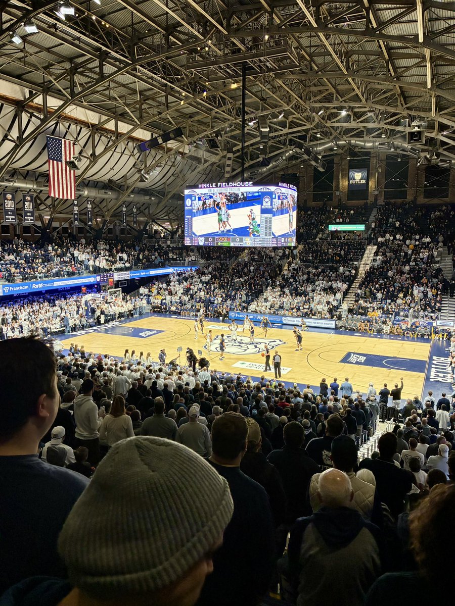 Hinkle Fieldhouse on a Friday night >>>