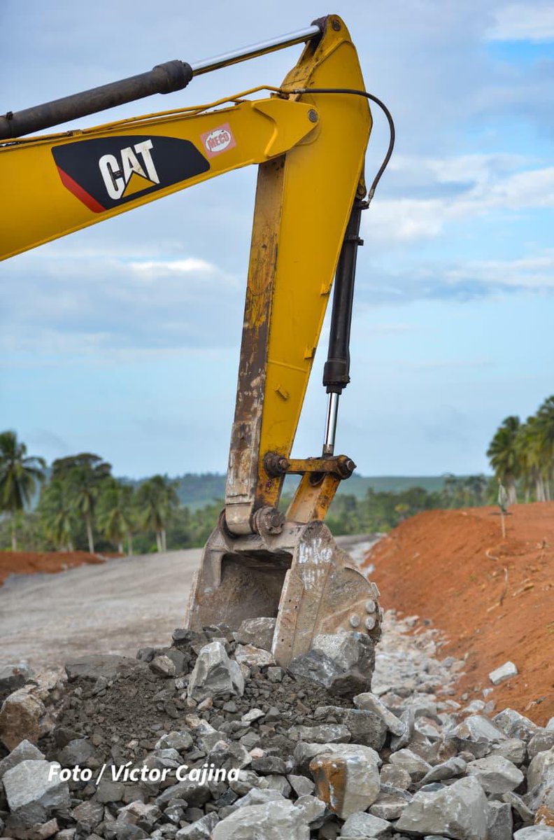 CmdtFederico's tweet photo. 🚧MTI || INICIO DE OBRA

Este Viernes 23 de Enero, nuestro Gobierno de Reconciliación y Unidad Nacional, a través del MTI, realizó la Ceremonia de Inicio de Obras del Proyecto “Carretera de Acceso al Puerto de Bluefields” de 11 km longitud.

#Nicaragua
#ManaguaSandinista https://t.co/1UYpNAibg6