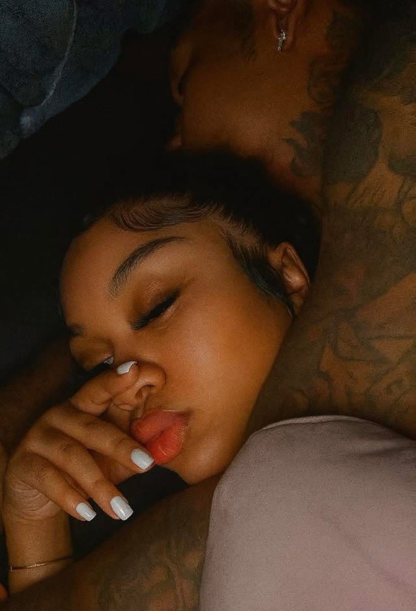 maceoofficial's tweet image. skin to skin, dark room candles lit with r&amp;amp;b playing 😫😍