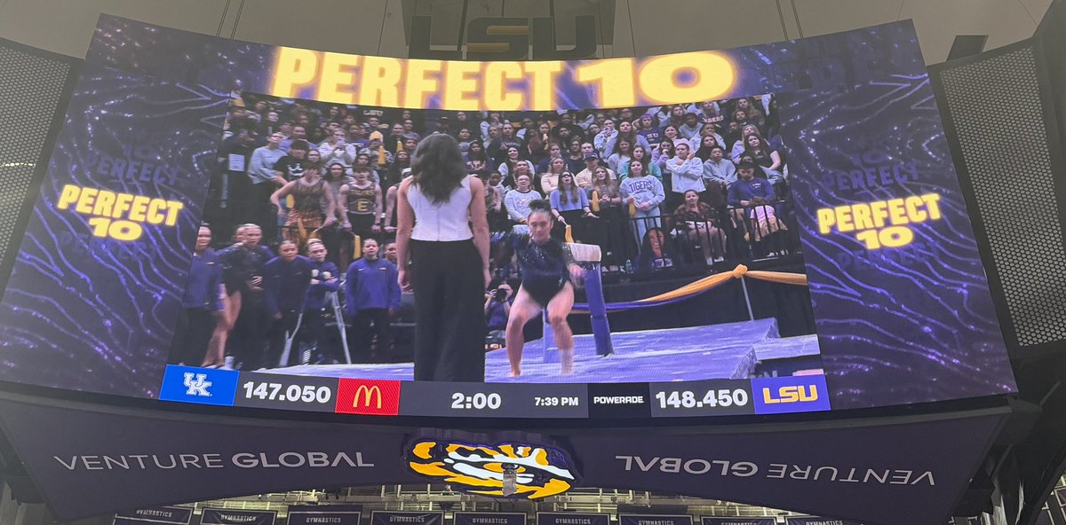 EJKuiperFMOL's tweet image. @FMOLHealth ‘s very own @kailin_chio scored a perfect 10 on the balance beam in @lsugymnastics win over Kentucky. @ololhealth is proud to take care of Kailin and all other student athletes as part of our Championship partnership. #GeauxTigers
