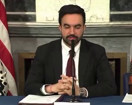 ÚLTIMA HORA: El alcalde de la ciudad de Nueva York, Zohran Mamdani, confirma que los niños indocumentados serán incluidos en el programa de guardería universal de la ciudad.

Nueva York está eligiendo “los niños primero”, incluso cuando la política se pone fea.