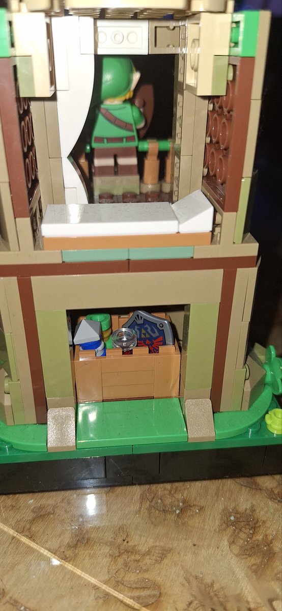 angalee_'s tweet photo. Time for a large post. 

I finally finished the Deku Tree Lego set.  I've been working on this for a while. 

#lego #Nintendo https://t.co/MuWZrWnyRp