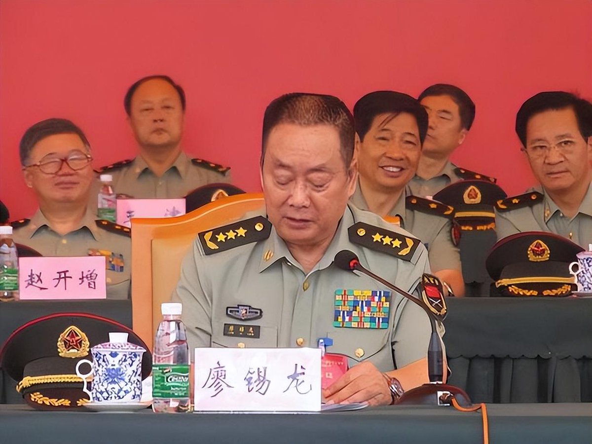 中規中矩 tweet media