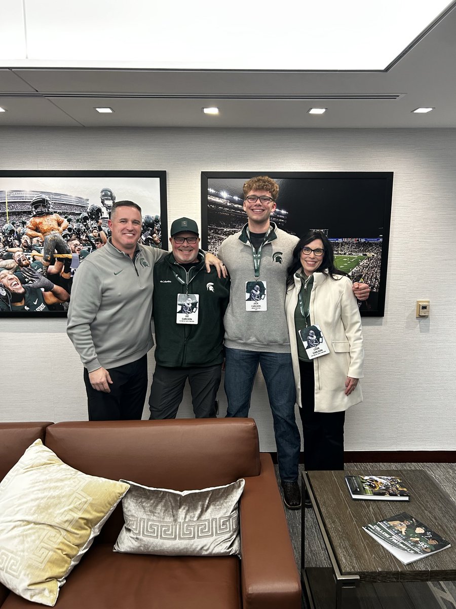 Jack Carlson tweet media