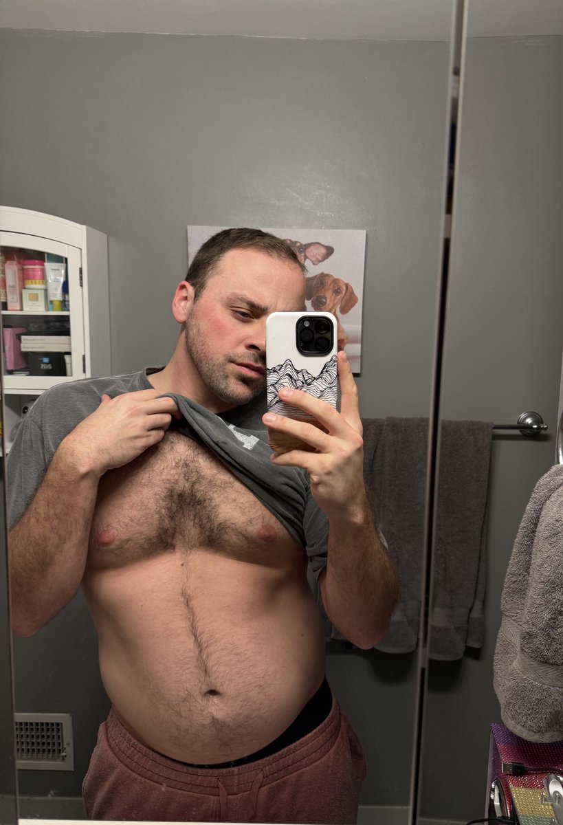 Nicholas M. tweet media