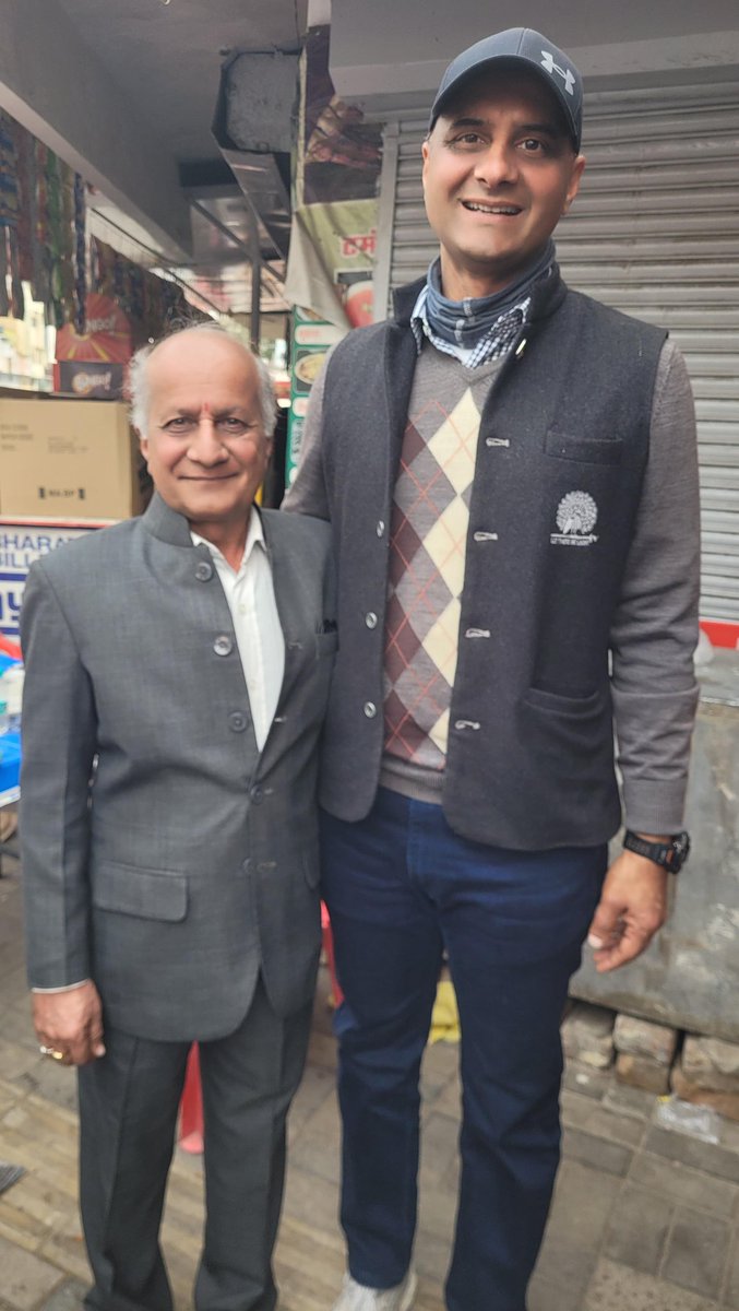 Meet Charan Das Sen ji. Retired now after thirty five years of service in the Municipal Corporation as a clerk. Whenever one sees him, always dressed dapper, with a smile on his face. A senior member of our <a href="/Team_SJ_/">Team SJ</a> .