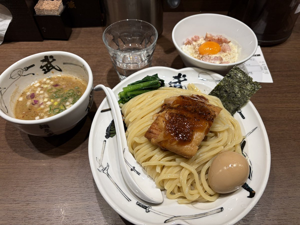楓 とあ tweet media