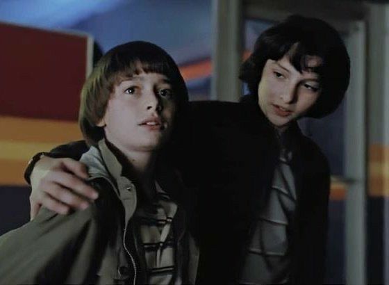 seungheoncookie's tweet image. "never in the cards" but mike recognized his breathing. stayed for days at the hospital with him. took accountability when they fought. the "will voice". blue and yellow meets in the west. defended him against bullies. parallels to other couples. And so much more. I'm irritated.