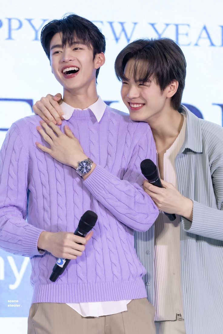 noolove1441's tweet image. ถึง...คุณความรัก🌙🐺🐼🌻
ขอให้วันนี้เป็นวันที่ดีของแฝดนะครับ ยิ้มได้เยอะๆมีความสุขได้มากๆได้ทำทุกอย่างที่อยากทำ
รักแฝดนะครับ @nichameen8 @PKrittanun 

GOOD DAY WITH MEENPING 

#Area86 
#MeenPing #Meennicha8 #PingKrittanun 
#มีนนิชคุณ #ปิงกฤตนัน #มีนปิง