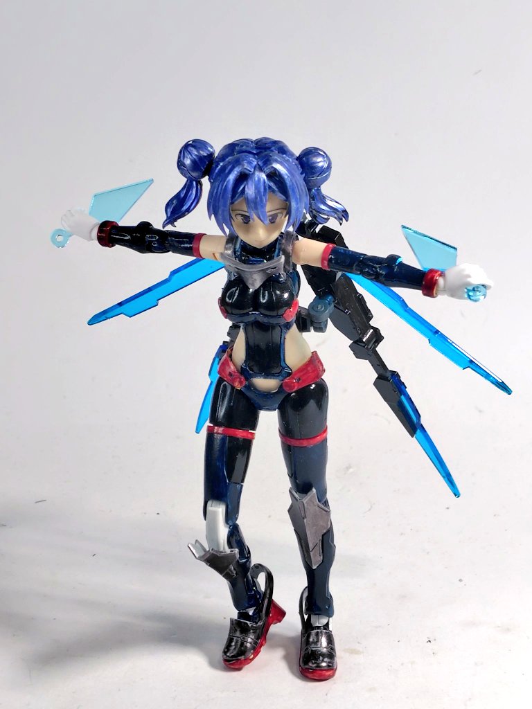 魅力のある青を見せてください見た人全員強制 #魅力のある黒を見せて