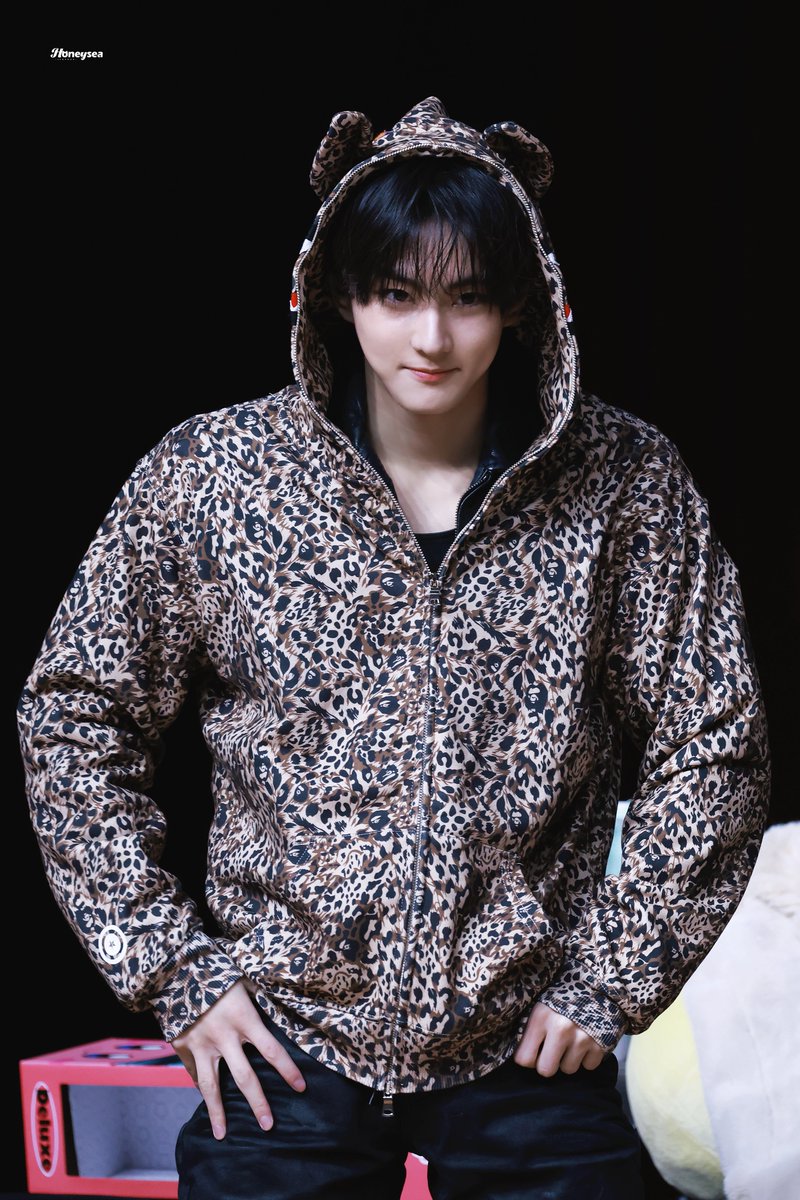 Honeysea tweet media