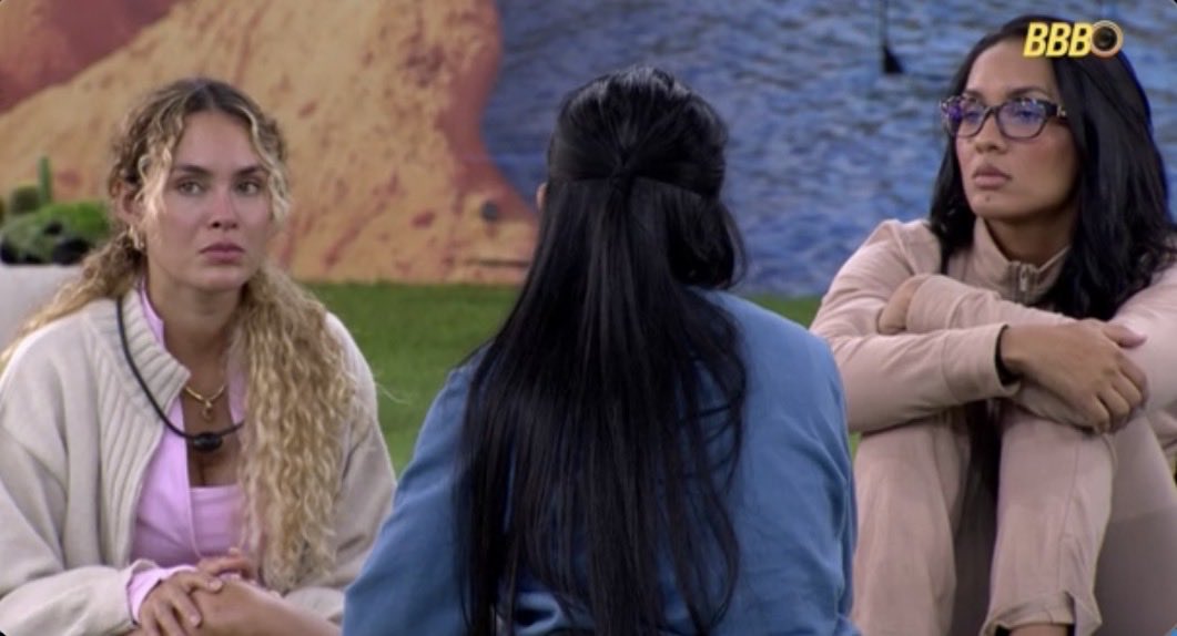 bahlssam's tweet image. Elas fecharam