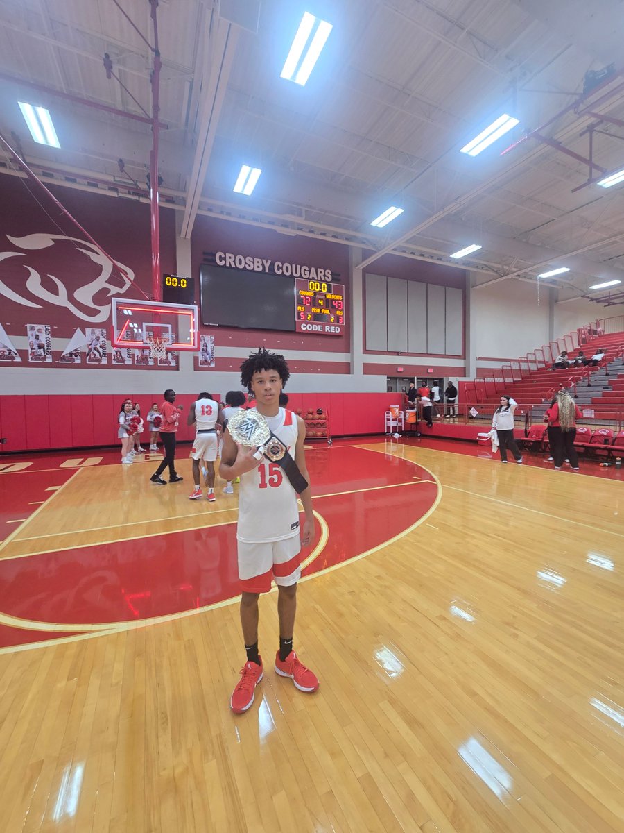 Crosby Basketball tweet media