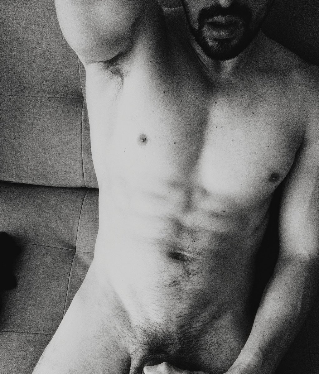 Guess what these photos are about, do you want to see them all? #malemodel #OFmen #solomale #hunk #muscle 
beacons.ai/lyonx