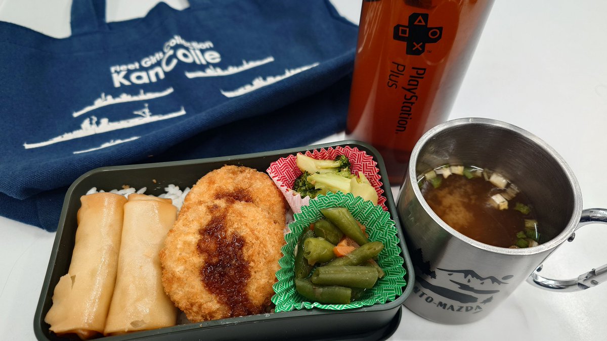 そう言えば､朝出勤する時に… 何処からか脱走して来たニワトリ🐔が道を