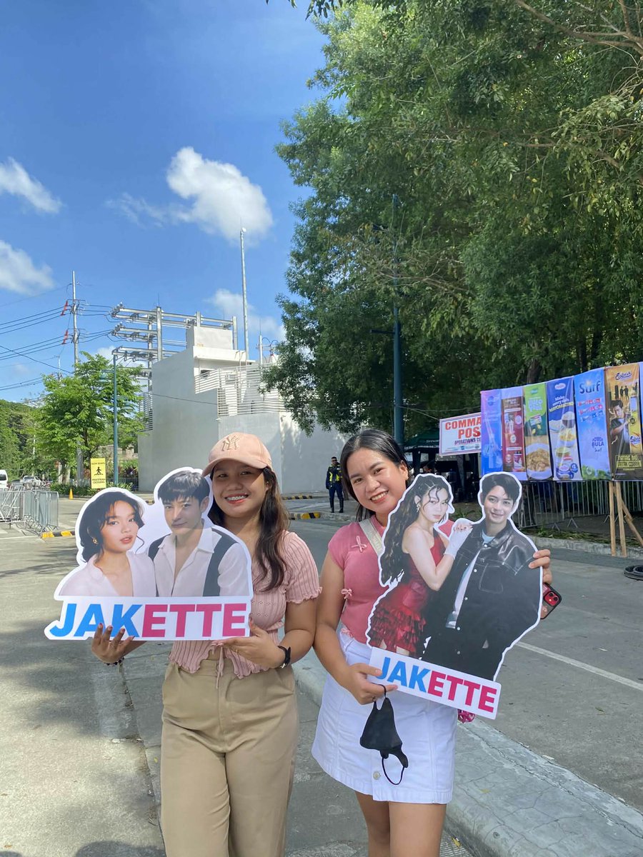 JAKETTE INTERNATIONAL tweet media