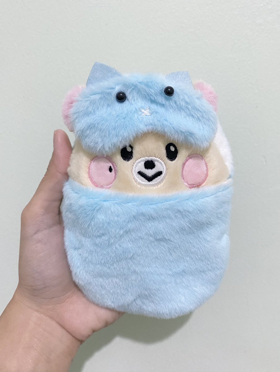 valzzi_zzz's tweet image. bamjji just woke up  &amp;gt;.&amp;lt;