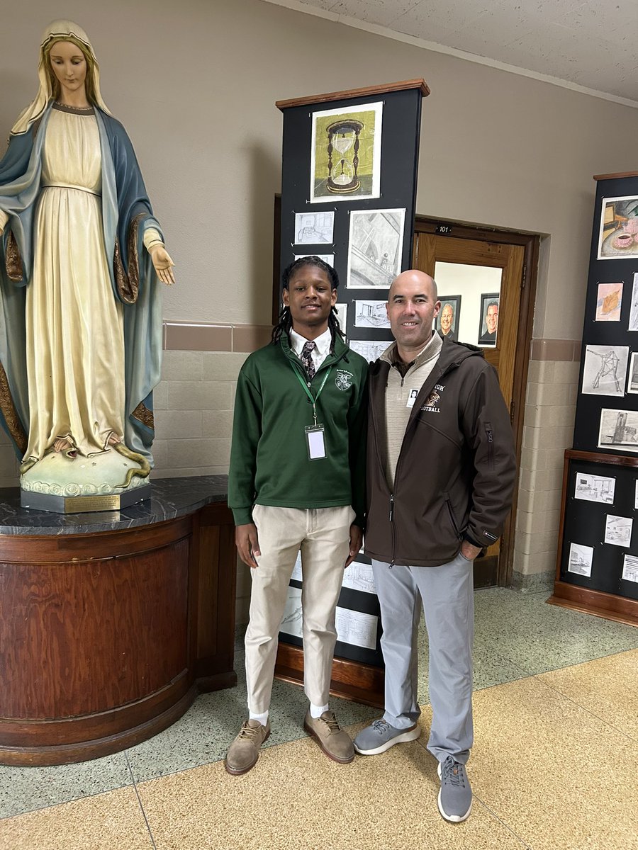 musa7kk's tweet photo. Thank you @CoachMorita for stopping by, had a great conversation @LehighFootball @MBAP_Football https://t.co/PizurH27zM