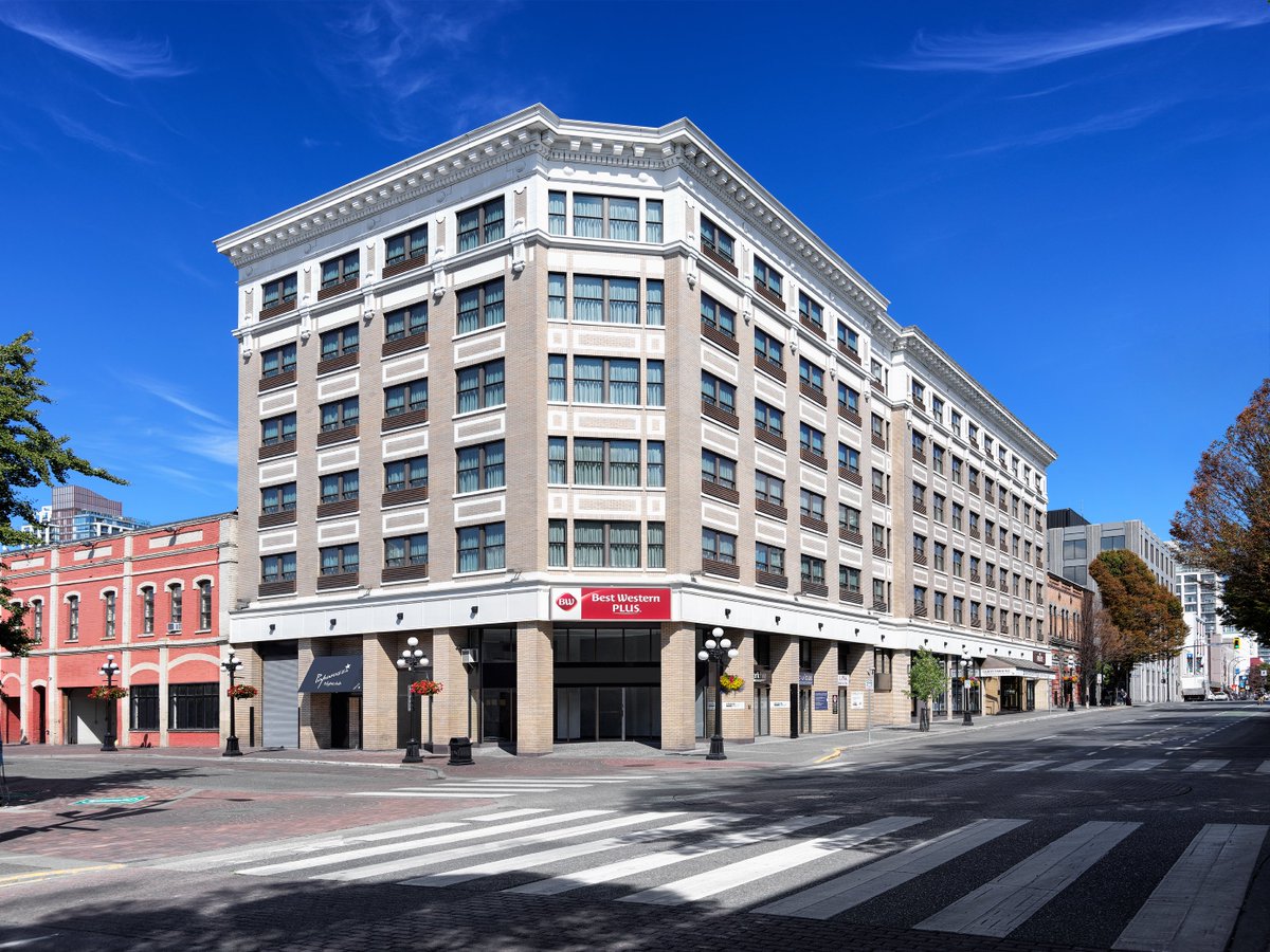 Tsukino Con @ Washing my hands hbu? tweet media