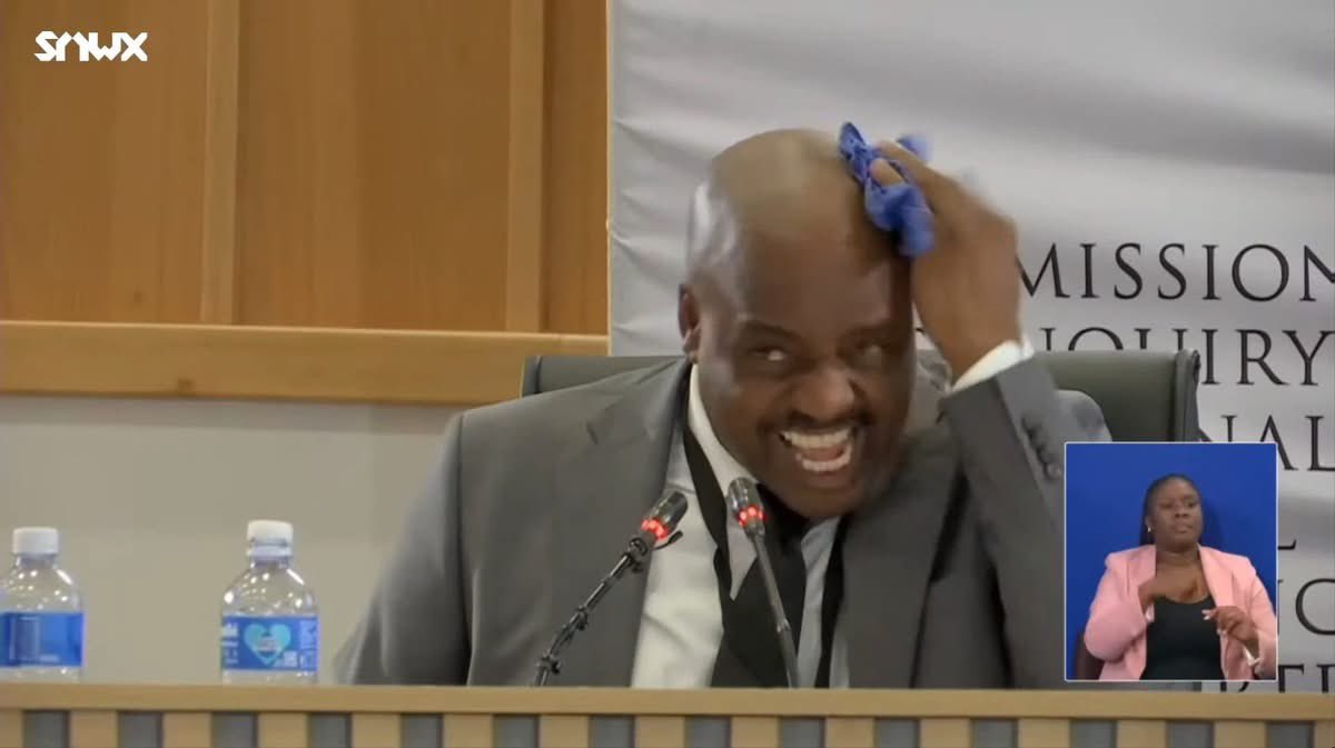 Ndi_Muvenda_'s tweet image. I was quoted R2500 to replace wipers at VW. I went to GW and got them for R450 and as I was paying, someone next to me said they can even fit them for me for free. I however gave them R100 to teach me how to do it myself. I saved R1950.