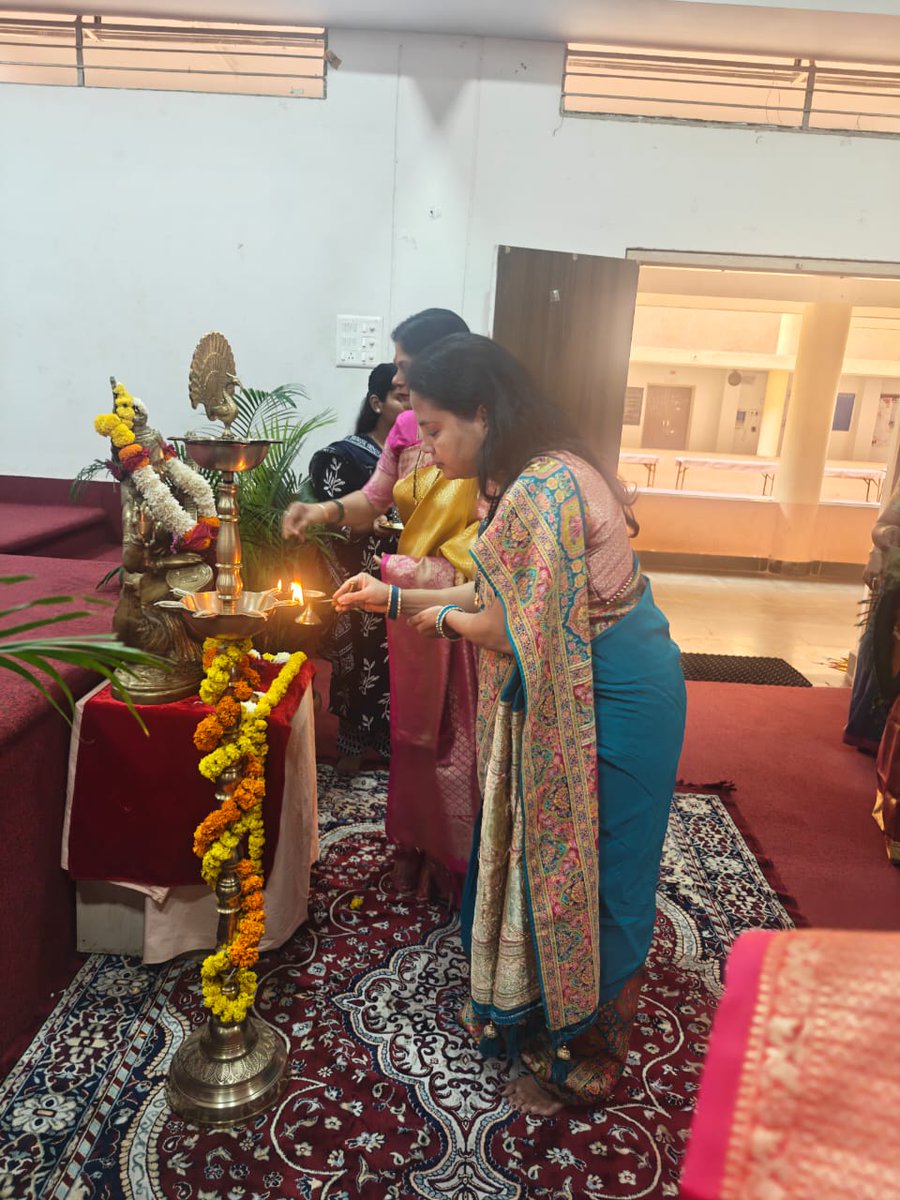 #swayamsiddha  
Women are spiritually and emotionally strong. Their ability to overcome challenges is remarkable. Though women are inherently self-made, for them, the sky is not the limit - Guest of Honor Dr Manjushri Sardeshpande, Vice- Principal, RSMDMV, Nagpur <a href="/AIOC2024/">Bharatiya Vidvat Parishat, Bangalore</a>
