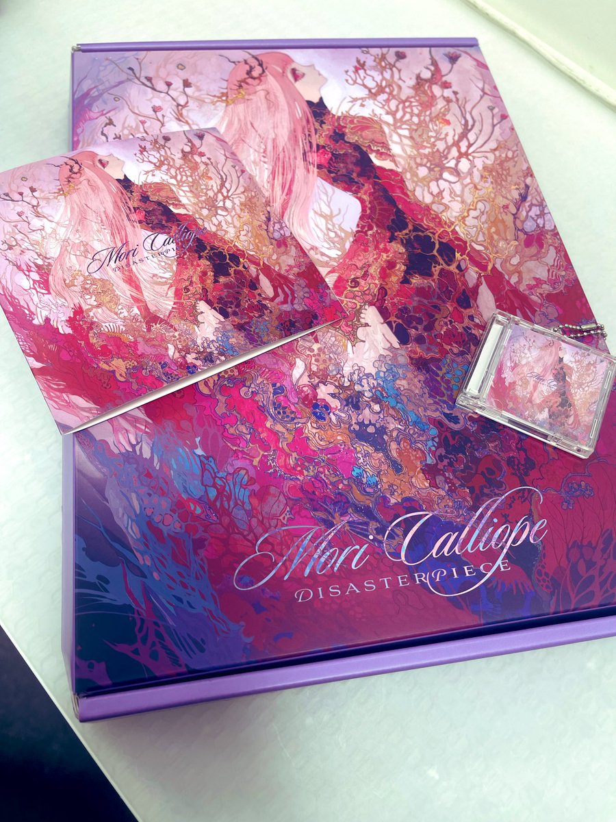 P-san showed me the Limited Collector’s box sample today…

hey P-san…I get one of these right…?
right??? (as if I don’t have enough merch laying around already lol)