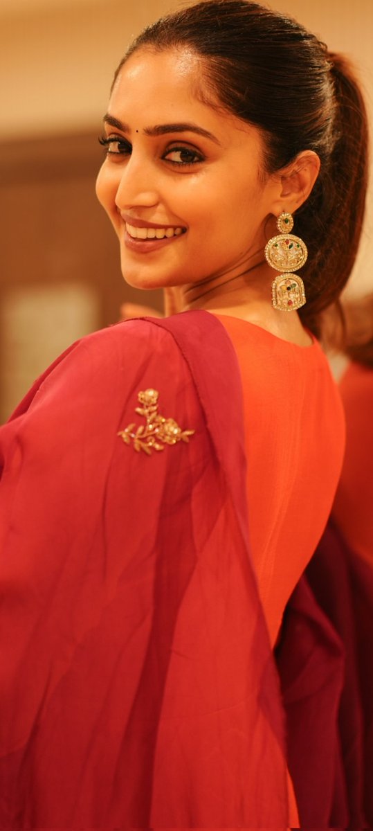 StarletX_'s tweet image. Reba Monica John