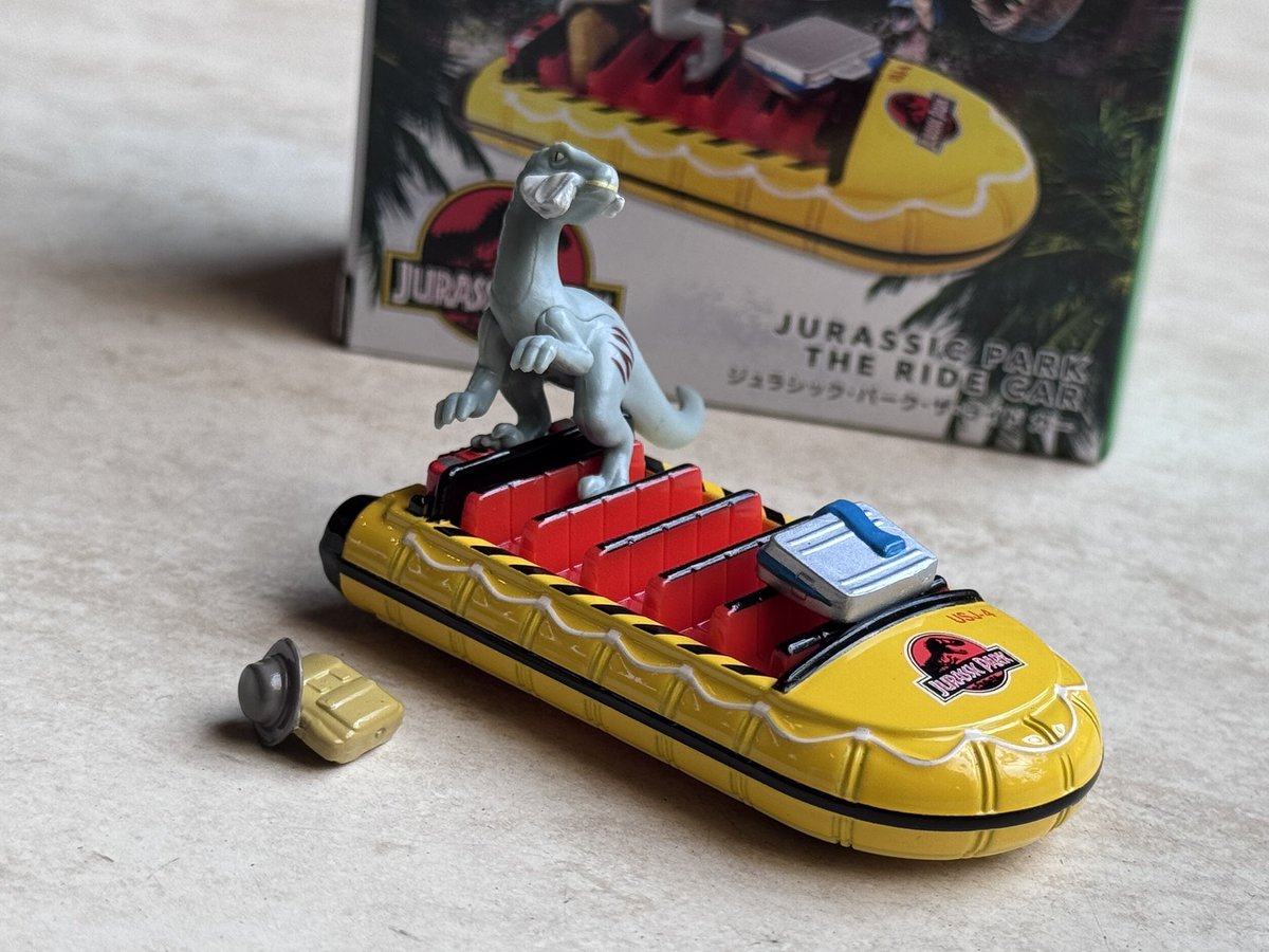 LCASTUDIOS_USJ's tweet image. ✨新発売✨
ジュラシック・パーク・ザ・ライドのビークルがトミカになりました！！！

恐竜のフィギュアは"あくまで付属品"であって、"製作者のエゴ"で固定などもされておりません(重要)

差分も楽しみ放題で超カワイイ♪(ただし風でスグ飛ばされます)
#USJファン #ジュラシックパーク #JurassicPark