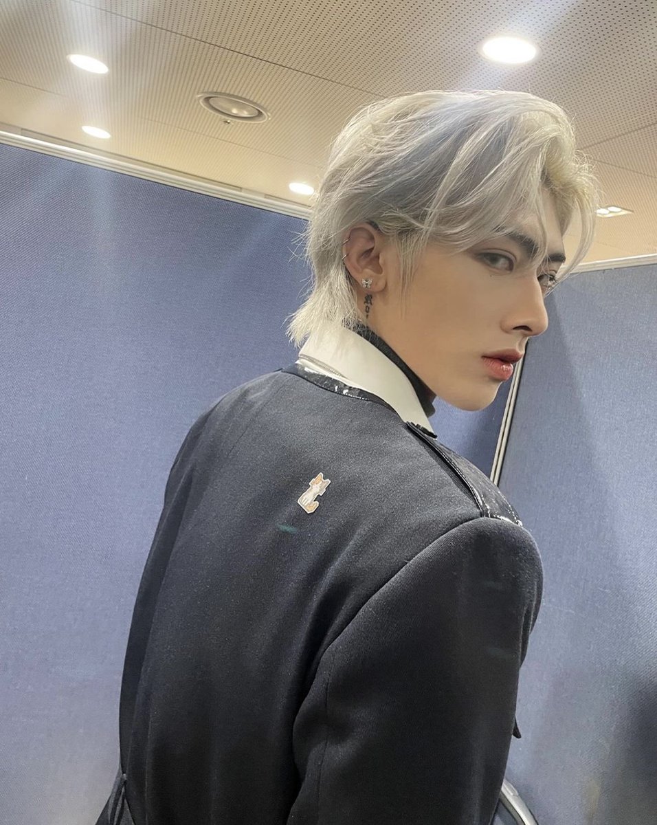 ricksyzns's tweet image. face card