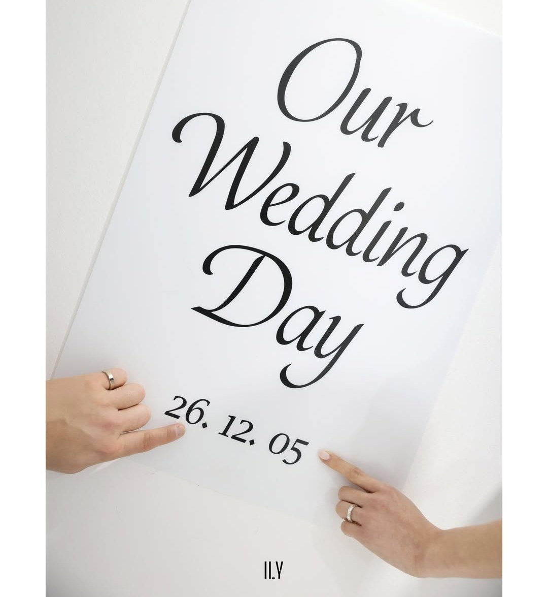 창용이 올해 12월에 결혼하나봄 😳😳
우리팀 99는 다 결혼이 빠르구나..
(신부분 얼굴은 혹시나 해서 가림)