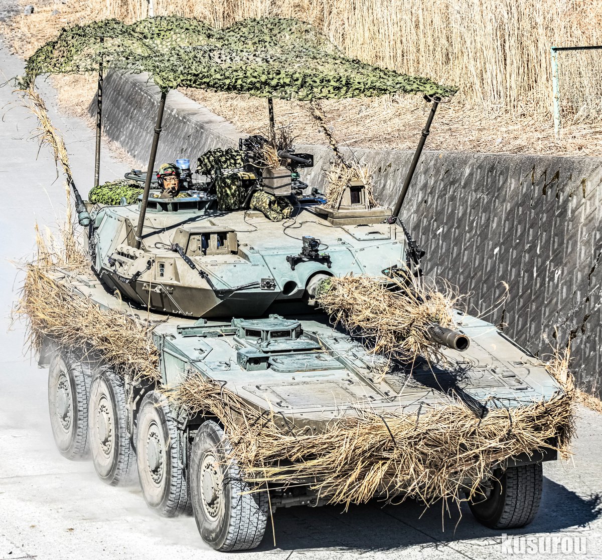 対空偽装した演習仕様のMCVがカッコよすぎるわ😎