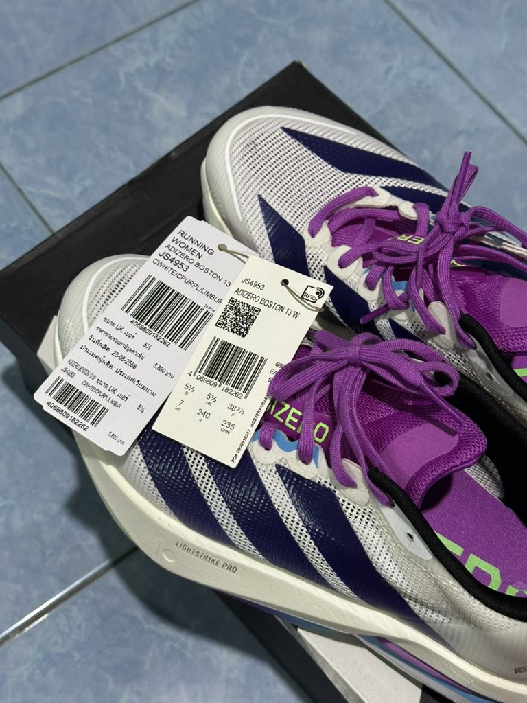 maymome23's tweet photo. ส่งต่อ adidas boston 13 ผู้หญิง ของแท้ ลองใส่วิ่งไปครั้งเดียว มันแน่นไป
4800 รวมส่ง 
ID : maymome23

#รองเท้ามือสอง
#รองเท้าวิ่ง 
#ส่งต่อรองเท้า https://t.co/V9BGSGc5BL