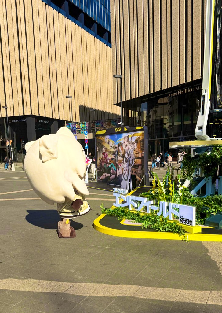 pulls200's tweet image. 行列やばすぎてダルいから近所のアメコミショップ寄って買って帰った