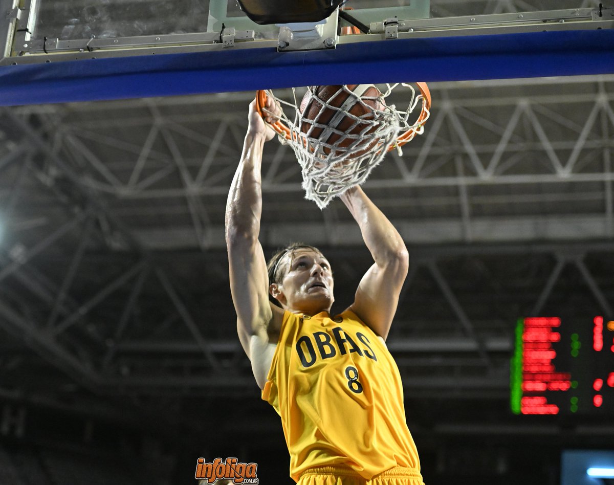 🟡⚫ <a href="/ObrasBasket/">Obras Basket</a> se impuso en Mar del Plata: venció 81-73 a <a href="/Penaroloficial/">Club Atlético Peñarol (Oficial)</a> en el Polidepoertivo Islas Malvinas.
🔥 Tyler Sabin, figura de la noche con 24 puntos.

Todas las fotos acá --> web.facebook.com/media/set/?van…