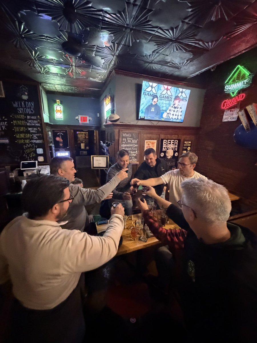 JustKarch tweet media