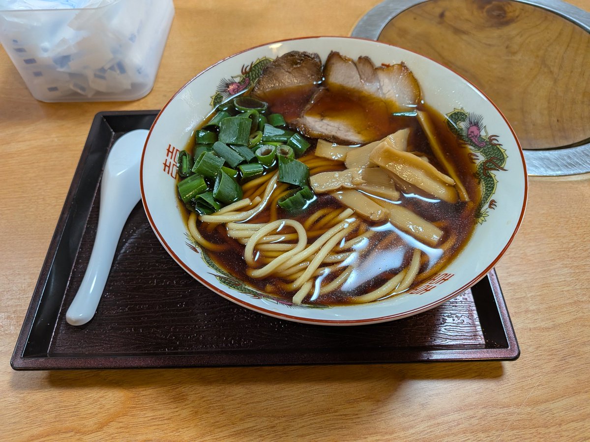 junpay2012's tweet image. 会場近所の高井田ラーメン食べに来た。