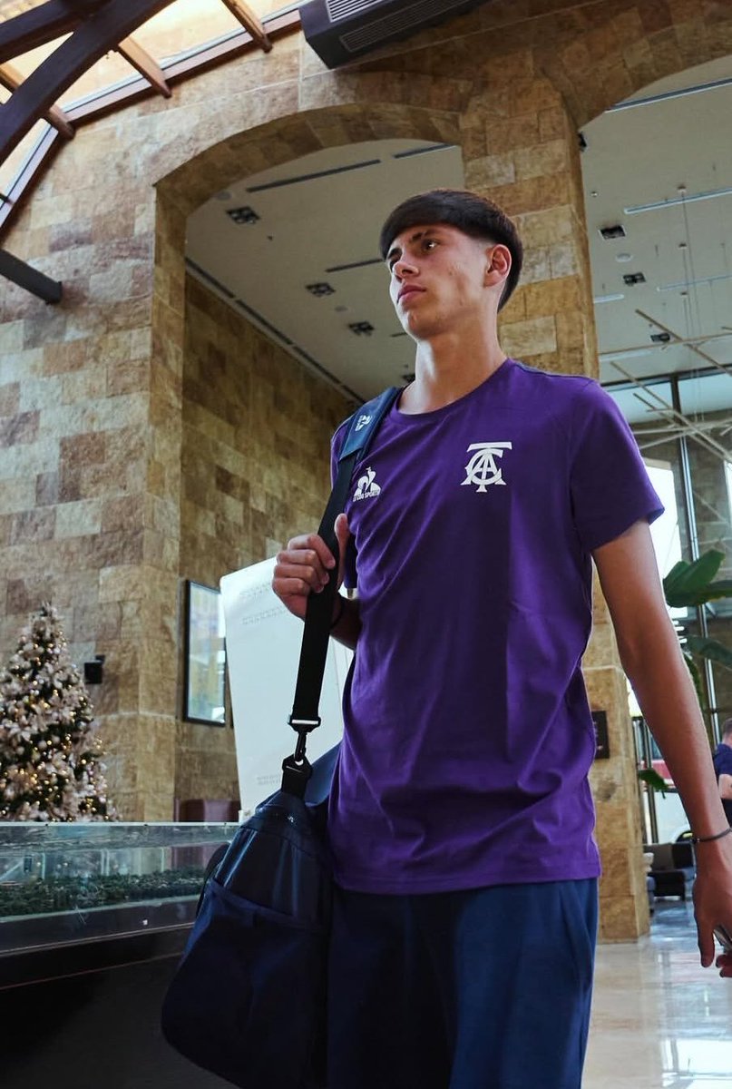 FanaticosLVdos's tweet image. #Talleres | Gio Baroni en zona mixta: "no hay palabras para explicar esto, solo agradecimiento. En la semana me sentí bien, Carlos (Tévez) me dio mucha confianza. Todavía no caigo por este momento que me tocó vivir".