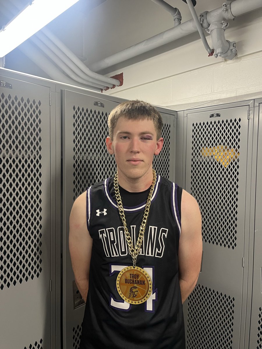 Coach Gilmore tweet media