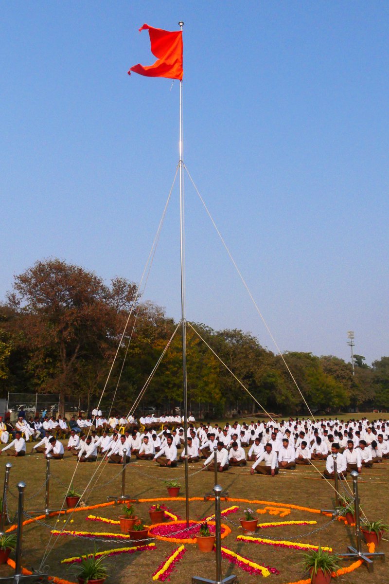 editorvskbharat's tweet image. काशी हिन्दू विश्वविद्यालय स्थापना दिवस के अवसर पर पथ संचलन का आयोजन
#BasantPanchami2026 #BasantPanchami