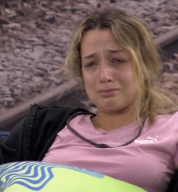 comentadh's tweet image. Me digam que quando cair no paredão é rua ne ? #BBB26