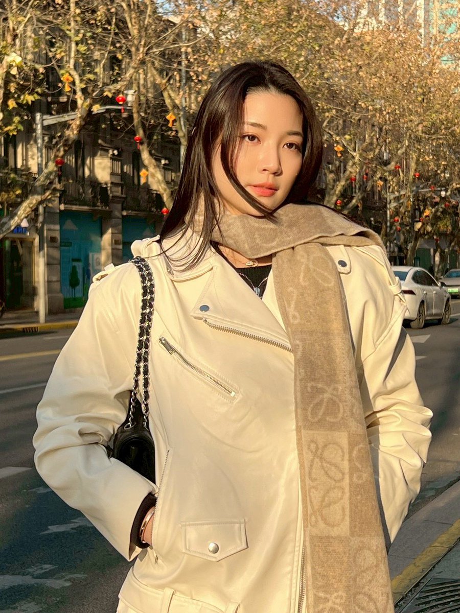 PoisonousLoveGL's tweet image. สองดาราสาว In Shanghai ✨

GINNY JAYNA 1ST FANSIGN SH
#MissGinJayFansignInShanghai