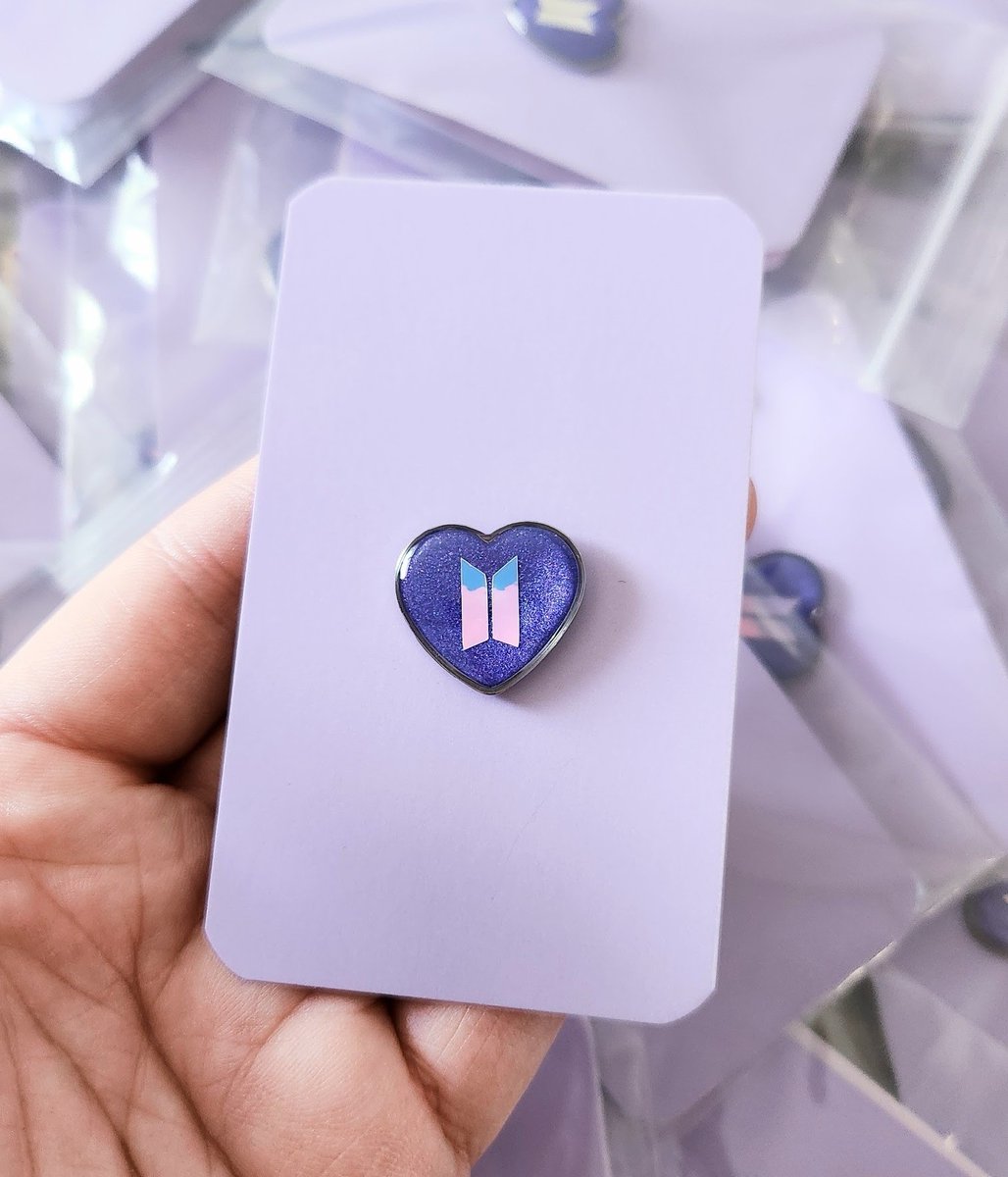 Hi everyone! I'll be there D1 &amp; D2! I'm thinking of bringing resin pins as freebies, but I'm a little undecided right now. Let me know if you'd be happy to receive one of these!