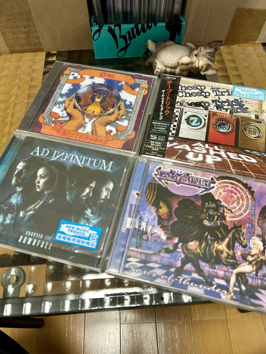 Hi,guys.
I listened to these CDs on January 23rd, 2026.

Sacred Heart / Dio
R.I.P. #JimmyBain
All Washed Up / Cheap Trick🇺🇸
#RobinZander
Chapter III: Downfall / Ad Infinitum🇨🇭
#MelissaBonny

#SonsOfThunder / Labyrinth🇮🇹

I came home late last night.
That's why I couldn't post it.