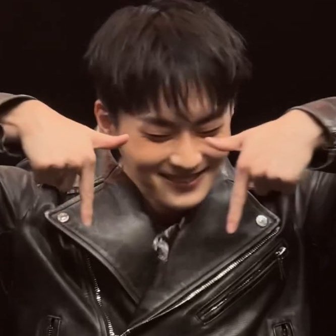 woncattos's tweet image. WHO TOOK U OUT OF THE POCKET  👇(◝‿◜｡)👇SO CUTEE