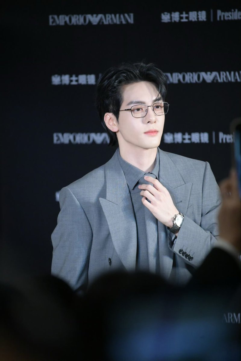 zsxarchives's tweet image. 2026.01.24 #ZengShunxi at Emporio Armani x President Event

©️YEXIYU-曾舜晞

#JosephZeng #曾舜晞