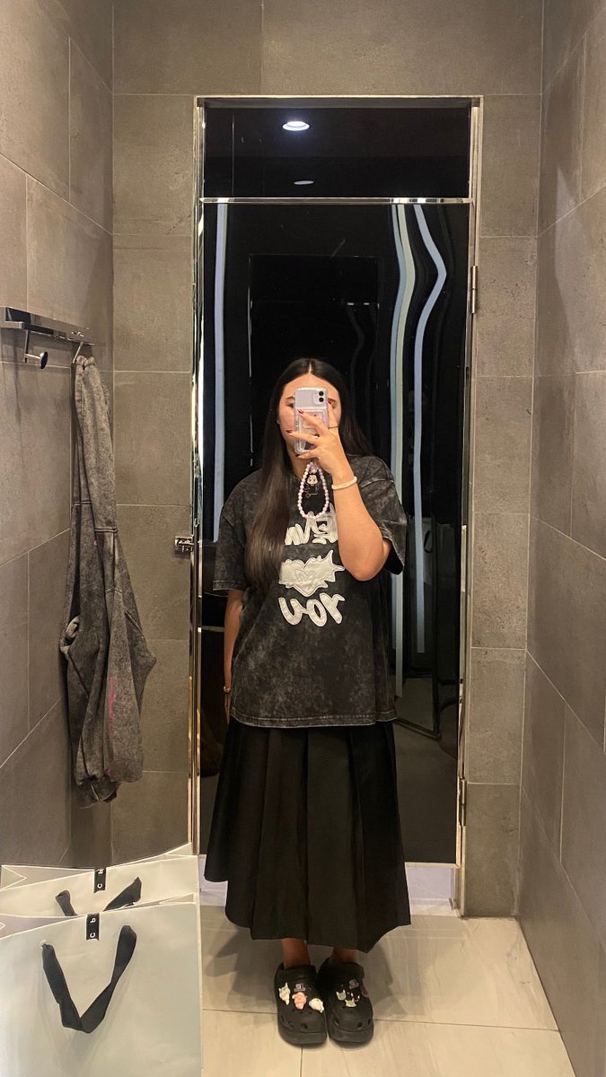 ป้าใส่เลยล่ะ ยังไม่ตัดป้ายด้วย ฟริน 5555555555555555555555555555555555555555555 #CPSxTEN