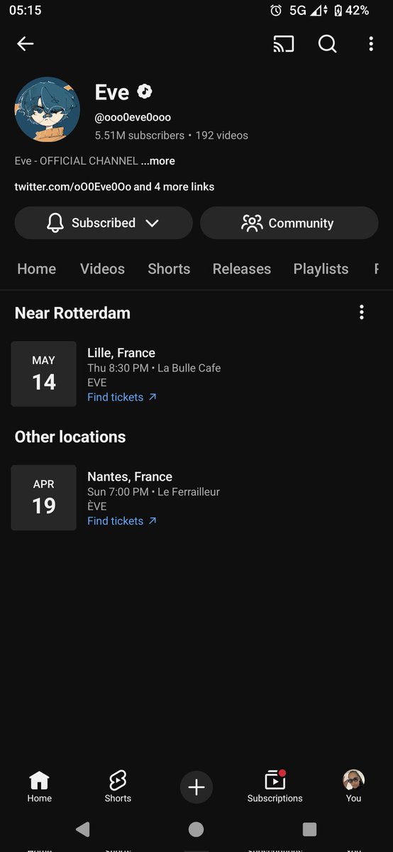 Zeccely's tweet photo. The one time Youtube made me believe @oO0Eve0Oo is coming to France, I rush to see these tickets and it's not him. IT'S NOT HIIIIM 😭 https://t.co/ejnkg3VPBs