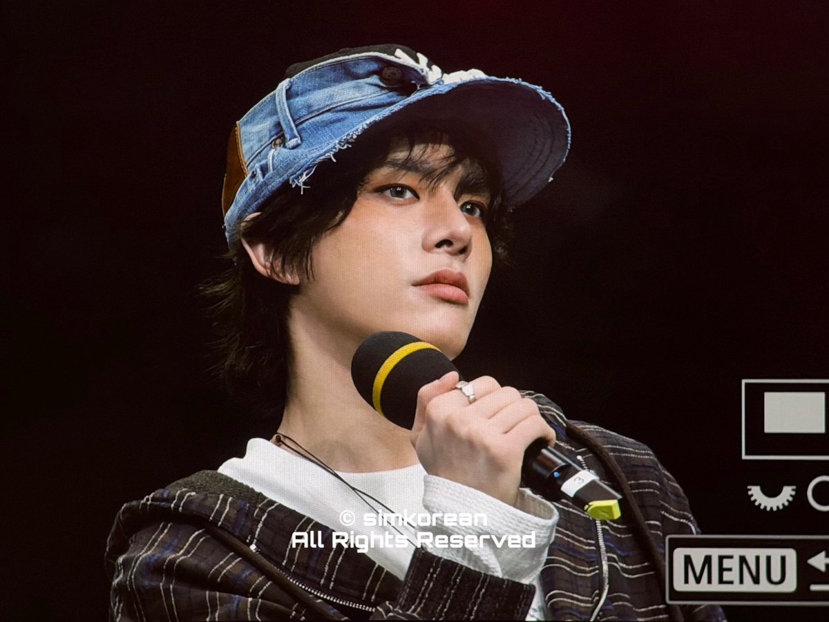 260124 음중 미팬
고개를 들면.. 반짝거리는 눈이 보임 ㅠ.ㅠ✨

#JAKE #제이크 #심재윤 #ジェイク