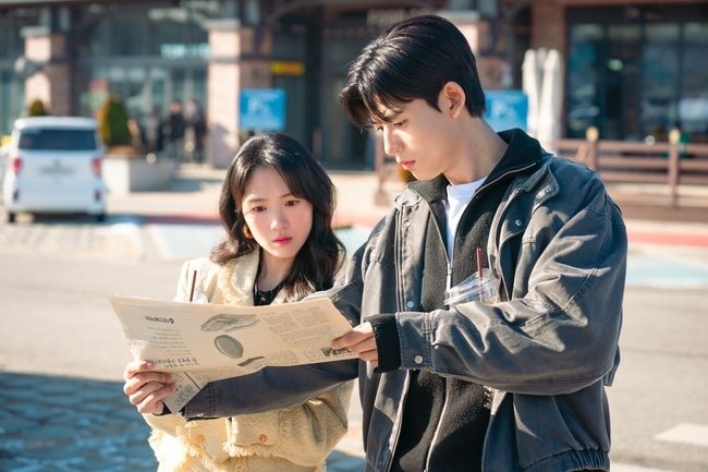 No Tail To Tell: Kim Hye-yoon and Lomon’s Subtle Romance Shifts the Drama’s Fate No Tail To Tell: Kim Hye-yoon and Lomon’s Subtle Romance Shifts the Drama’s Fate
